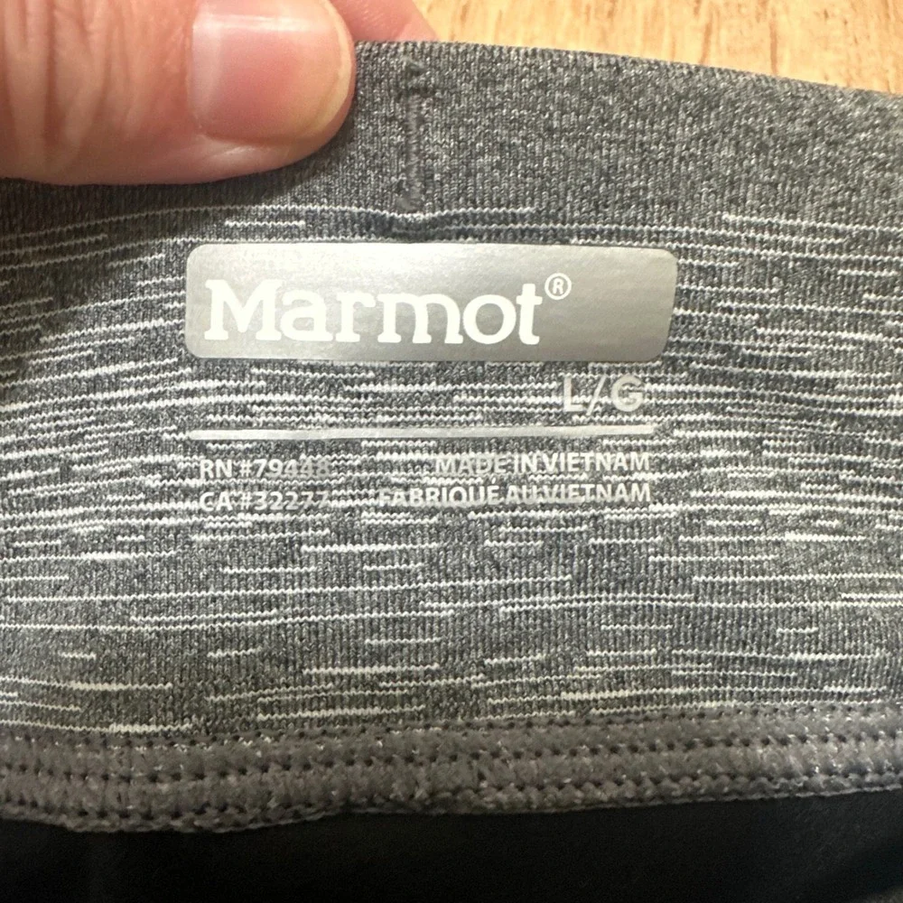 Marmot‎ | Women's Black Gray Athletic Workout Capri Cropped Leggings, Size L